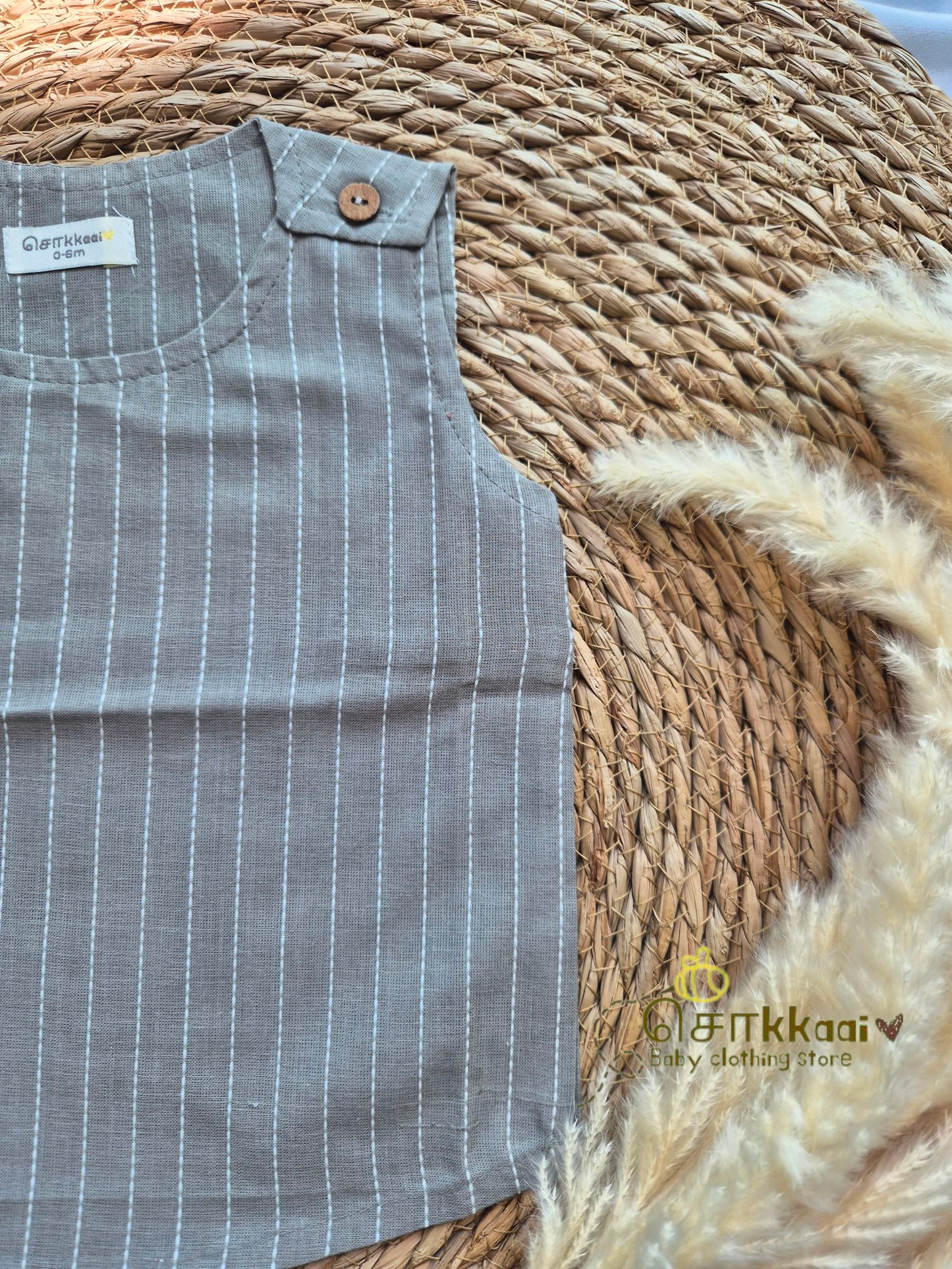 Grey shoulder button sleeveless set (0-3years) - Unisex