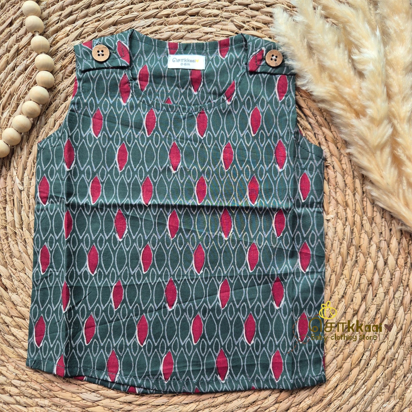 Bottle green kids cotton shoulder button tops (0 to 3years) - Sokkaai