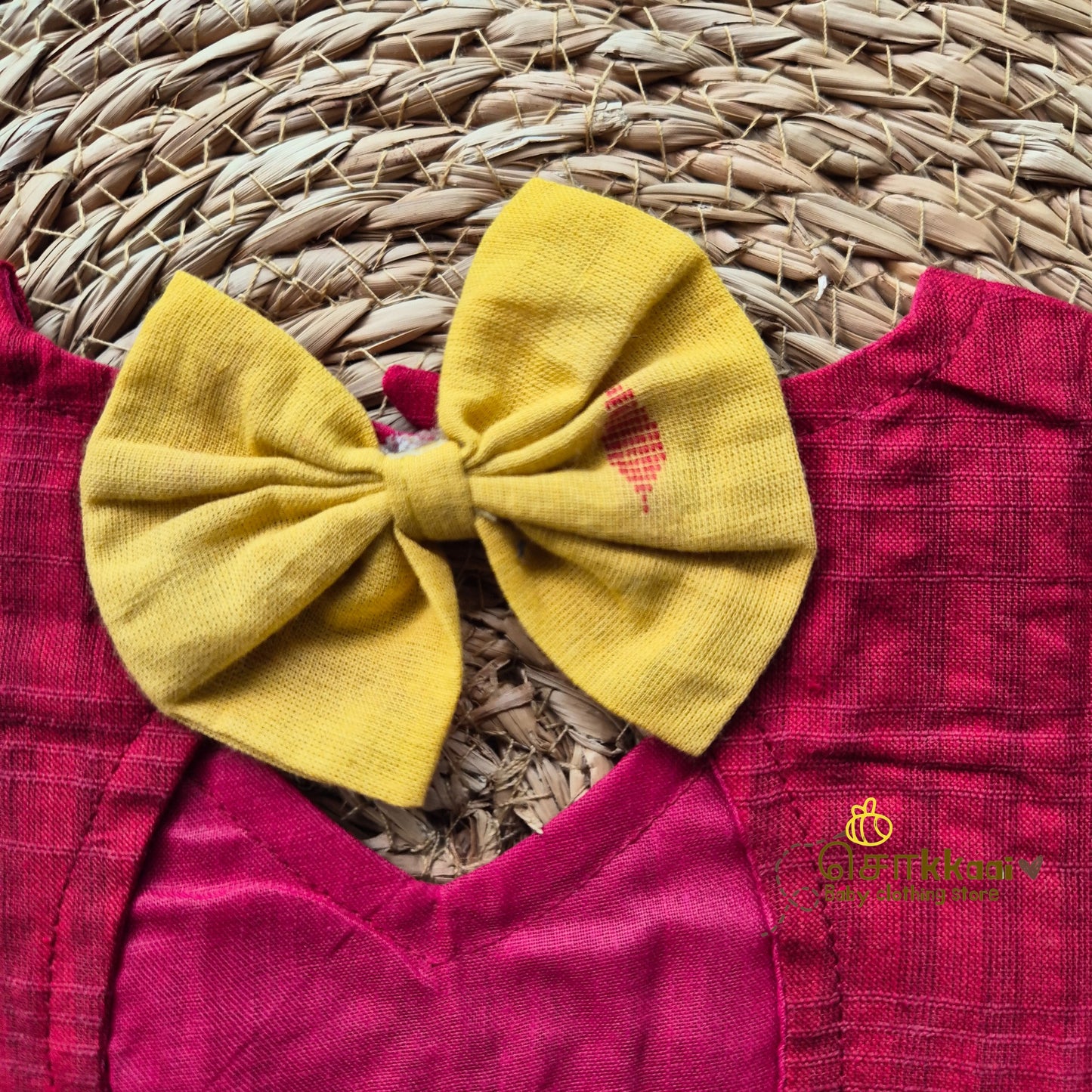 Mustard & Red - Girl