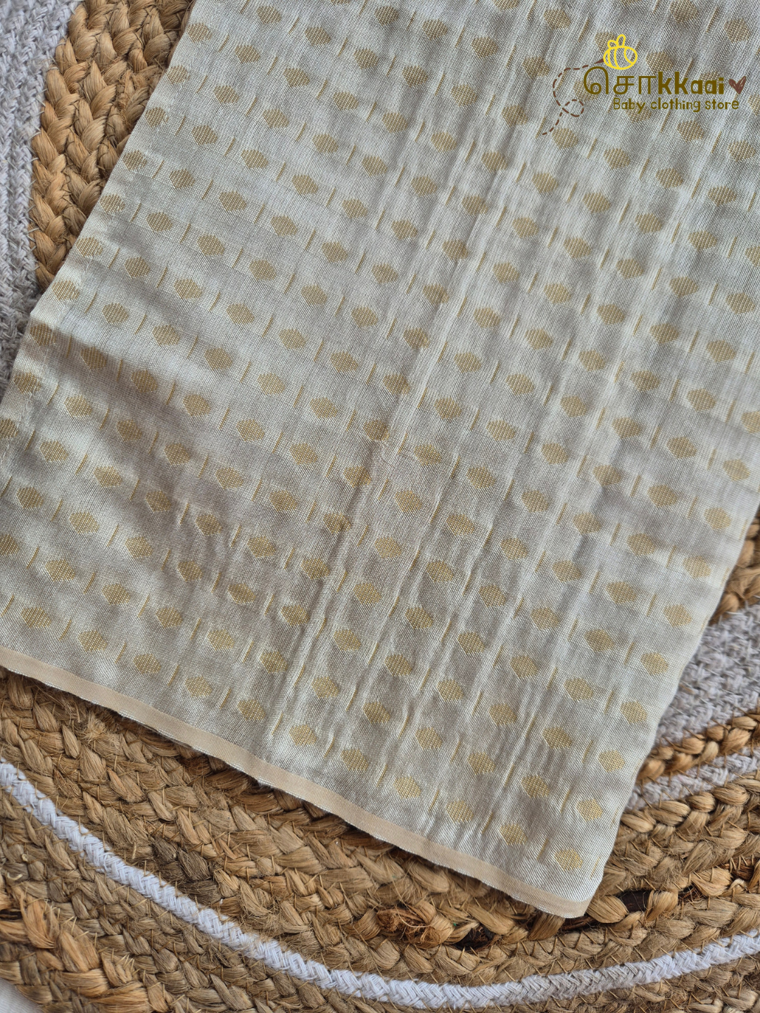 Golden Booti Jacquard Comfort Veshti - Sokkaai