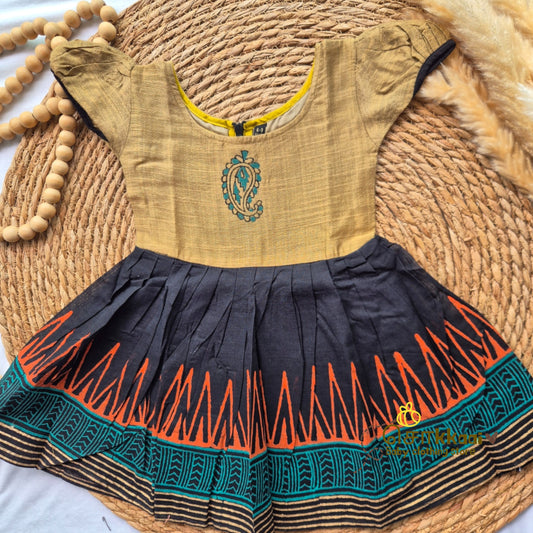 Artisan handmade Girl Frock - (6-9m) - Sokkaai