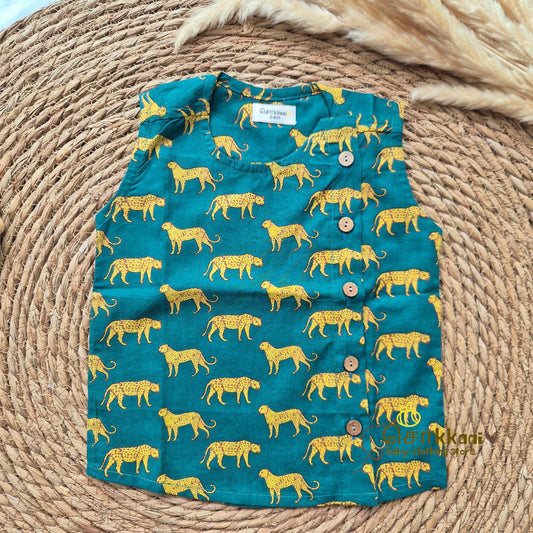 Green cheetah side button sleeveless top (0-3years) - Sokkaai
