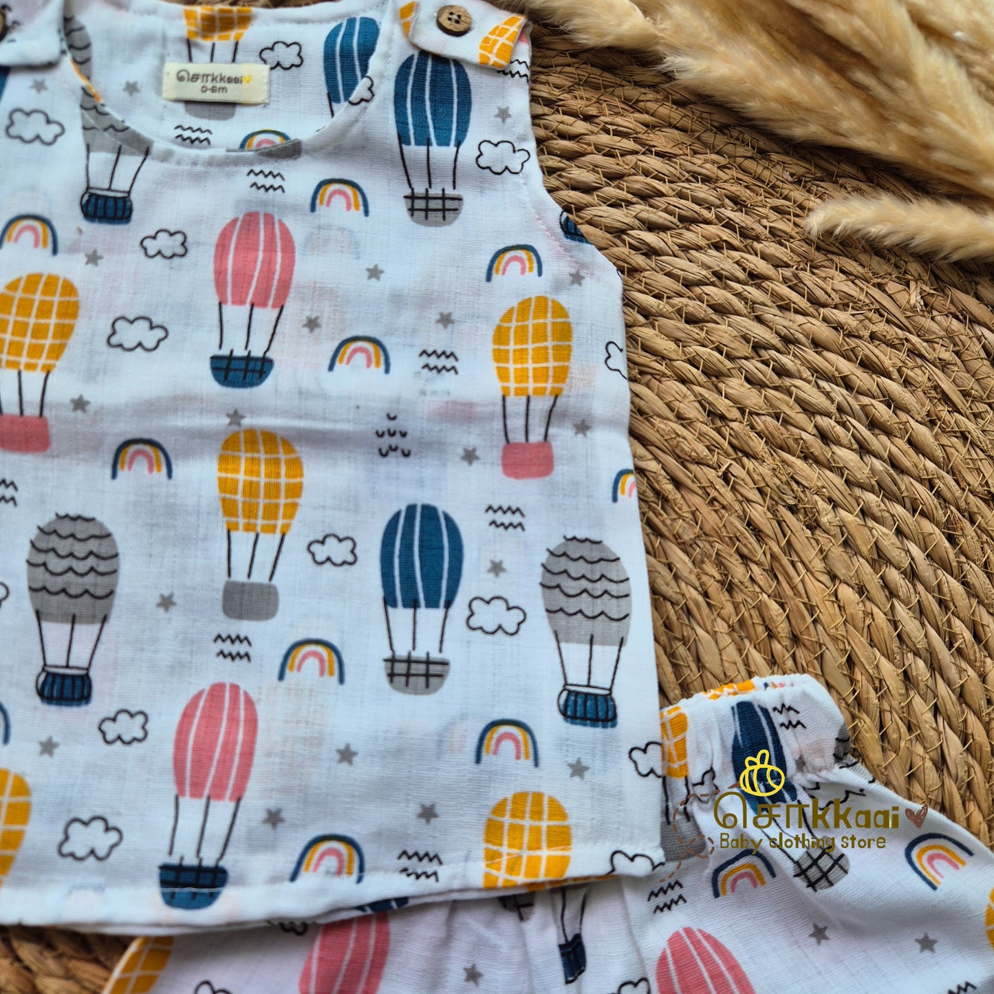 Hot air balloon carnival muslin cotton Coord Set (0-2years) - Unisex - Sokkaai