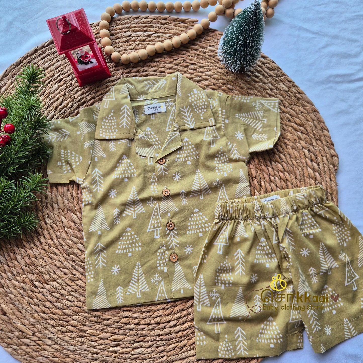 Mustard pine tree Christmas vibe coord set (0-10years) - Sokkaai