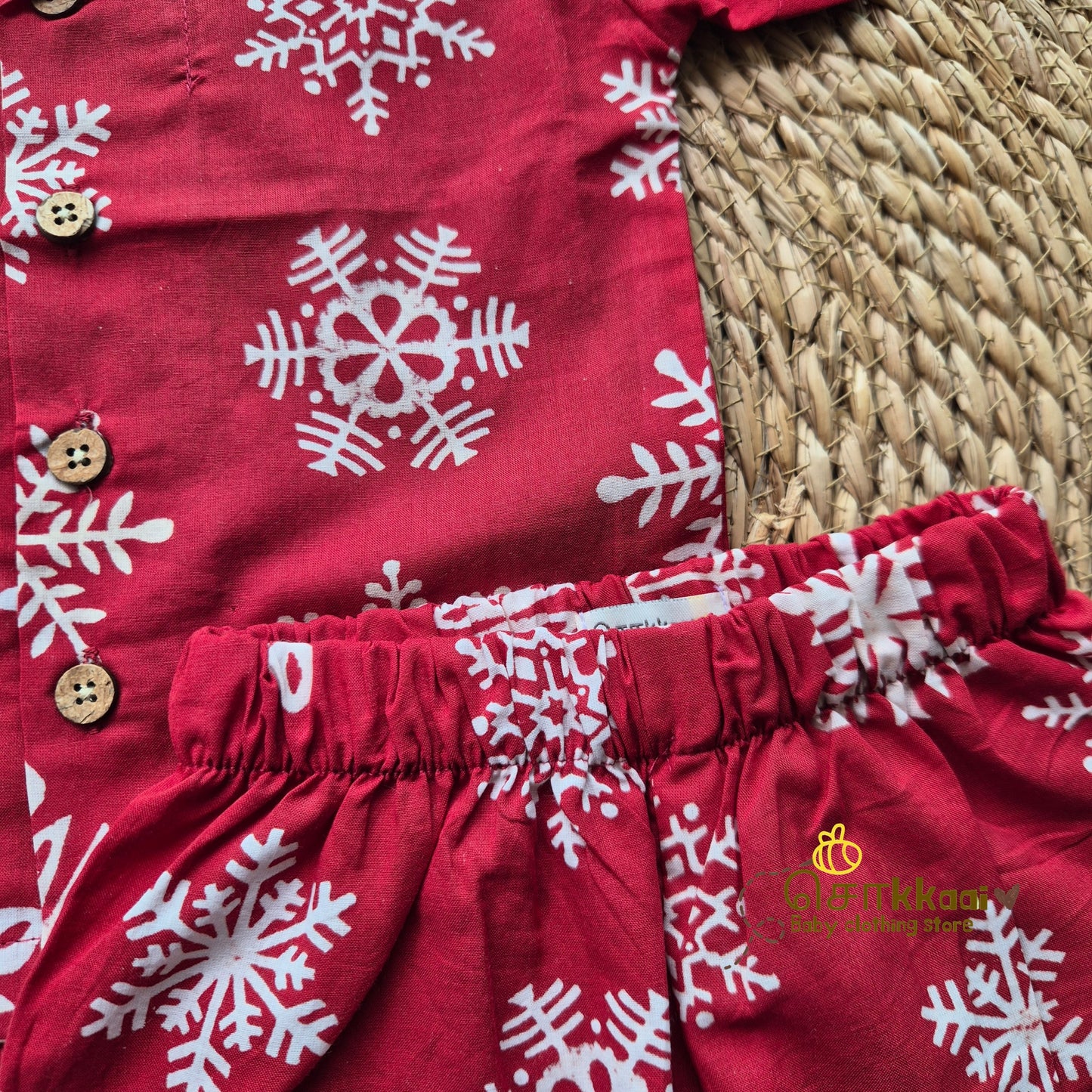 Red snowflakes Christmas vibe coord set (0-10years) - Sokkaai