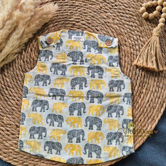 Yellow Elephant shoulder button tops (0-3years) - Sokkaai