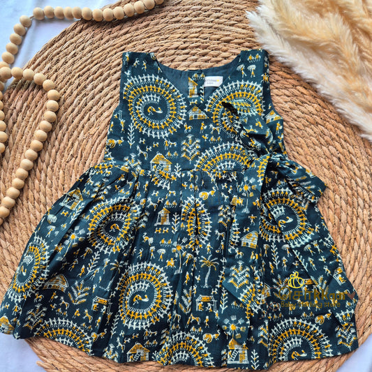 Green warli Overlap Flared Girl Frock (0-3years) - Sokkaai